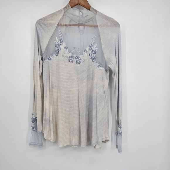 Free People Saheli Embroidered-Mesh Top Glacier Blue & Cream Ombre Small - Picture 4 of 10